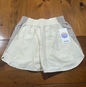 NWT OTOS Womens Cream Grey Color Block 100% Nylon Lightweight Mini‎ Skort Size M